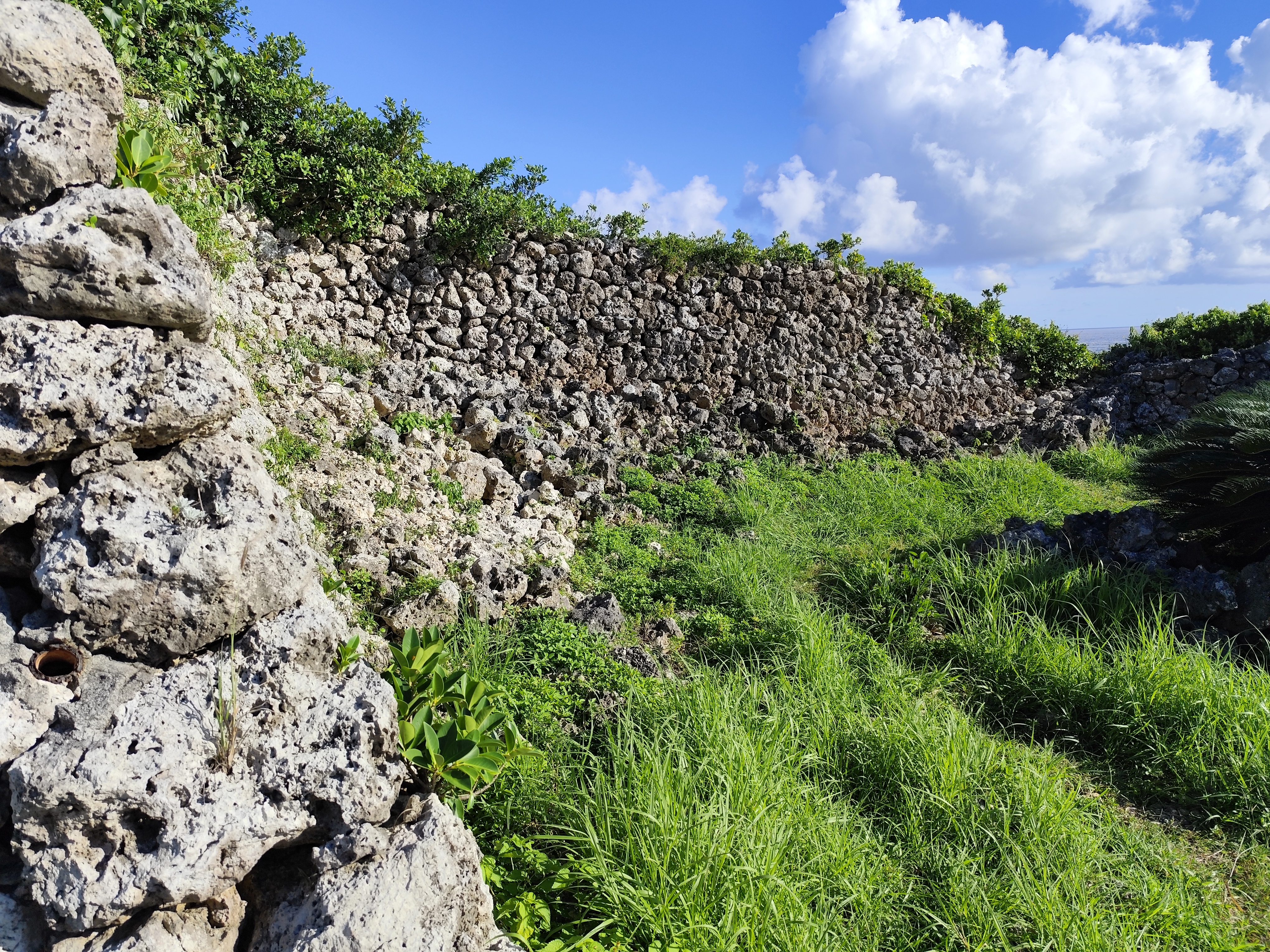 沖縄本島の最南端の糸満市に嫁いだがちまい（食いしんぼう）な私が日々の何気ない生活の出来事や育児ネタなどを気楽に綴るホームページです。MYPHT0001234.jpg