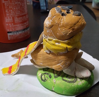 沖縄本島の最南端の糸満市に嫁いだがちまい（食いしんぼう）な私が日々の何気ない生活の出来事や育児ネタなどを気楽に綴るホームページです。マフラーをまいたワンちゃん♪